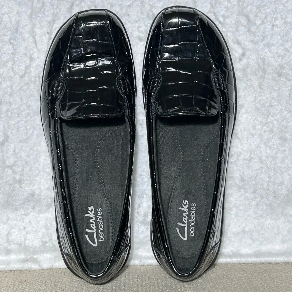 Clarks Womens Black Patent Crocodile Ashland Jam Slip On Loafer Shoes SZ 7M